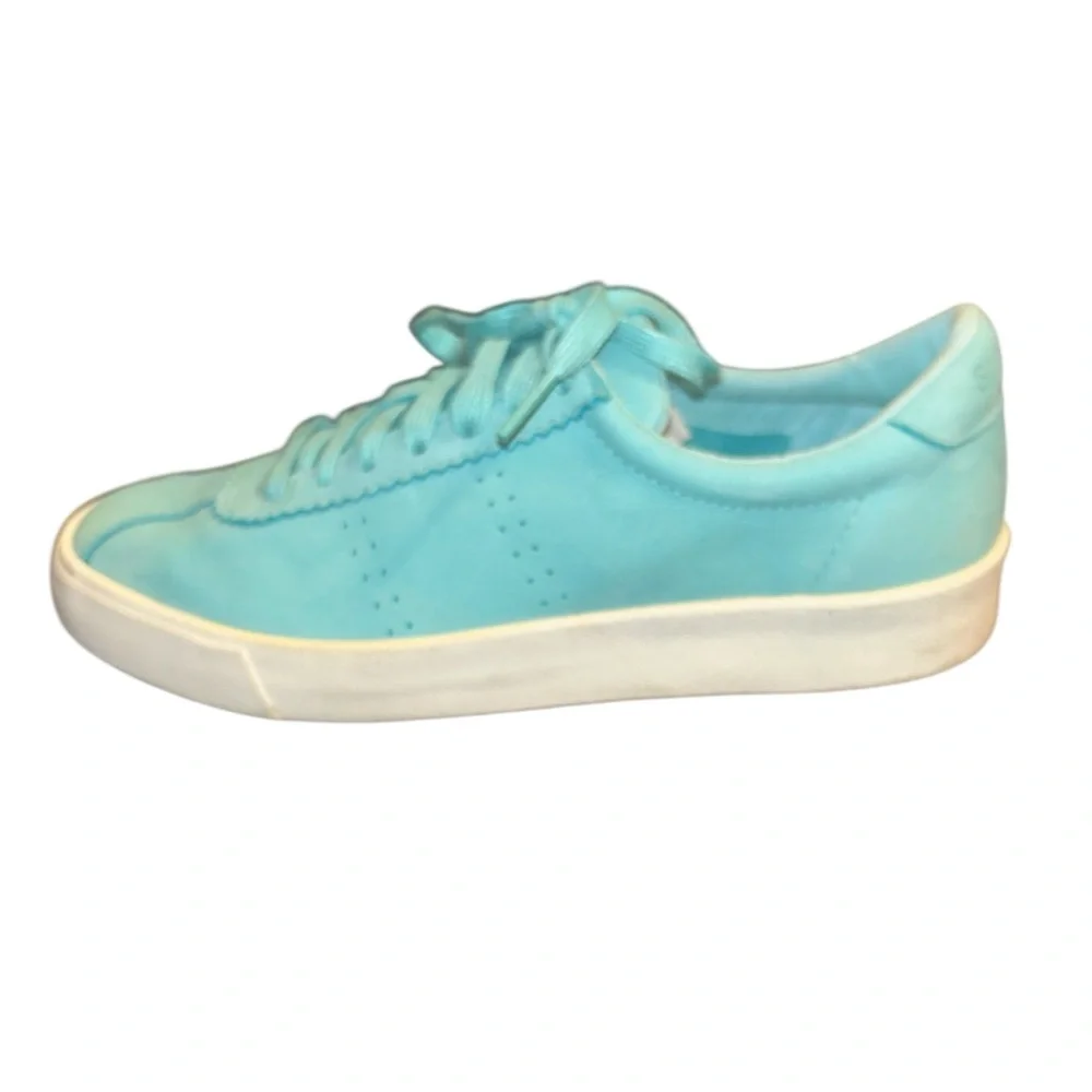 Superga 2843 Clubs in a light blue color. Unisex W 8 M 6.5